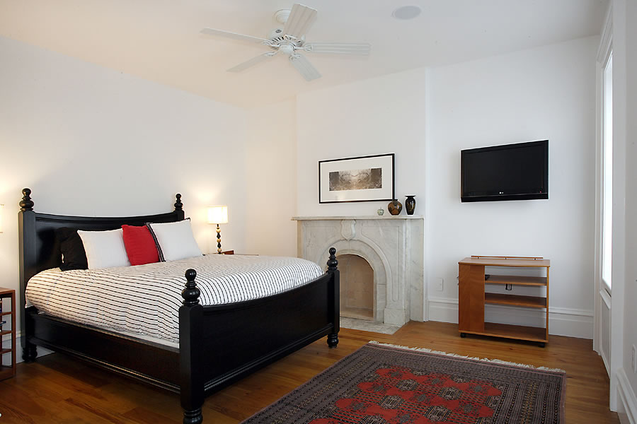 Garden Street Townhouse bedroom